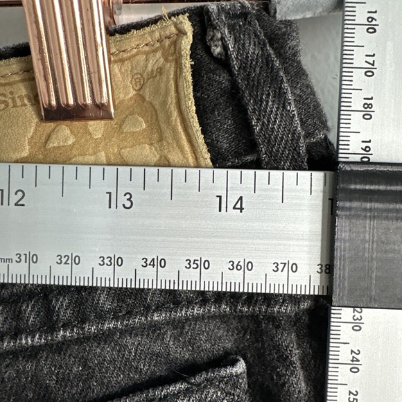 Vintage 90s Women Lee Jeans Size 6 /28High Rise Faded Black Denim Jeans - Picture 4 of 7